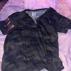 PINK bling camo shirt size XS